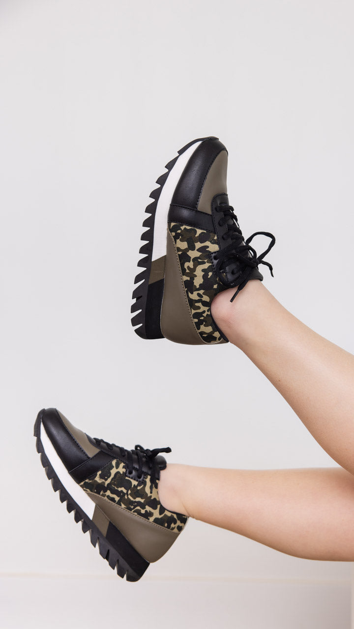 Geri Camo Sneaker Platform One Inch Lightweight Comfort Naughty Monkey